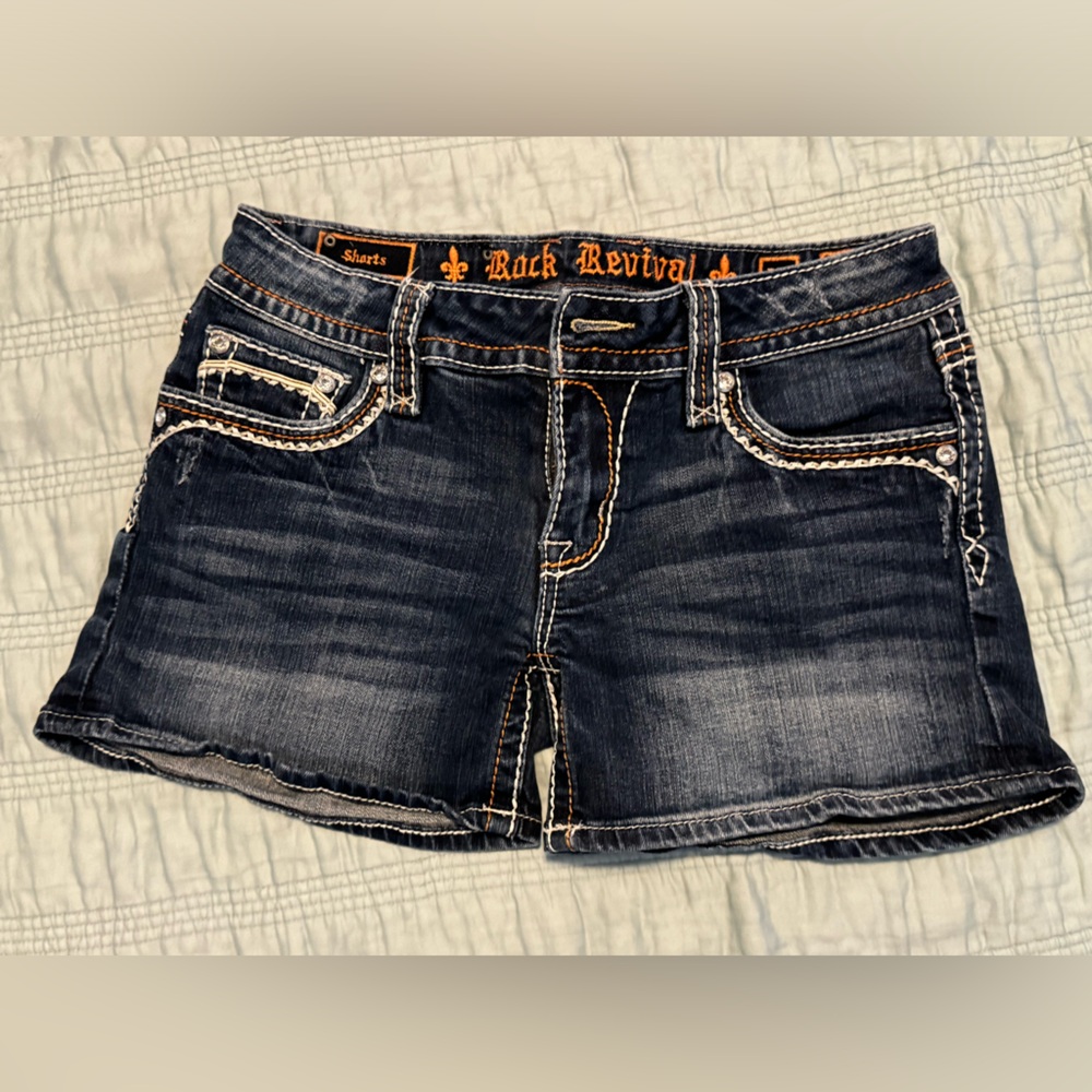 Like New - Rock Revival Jean Shorts